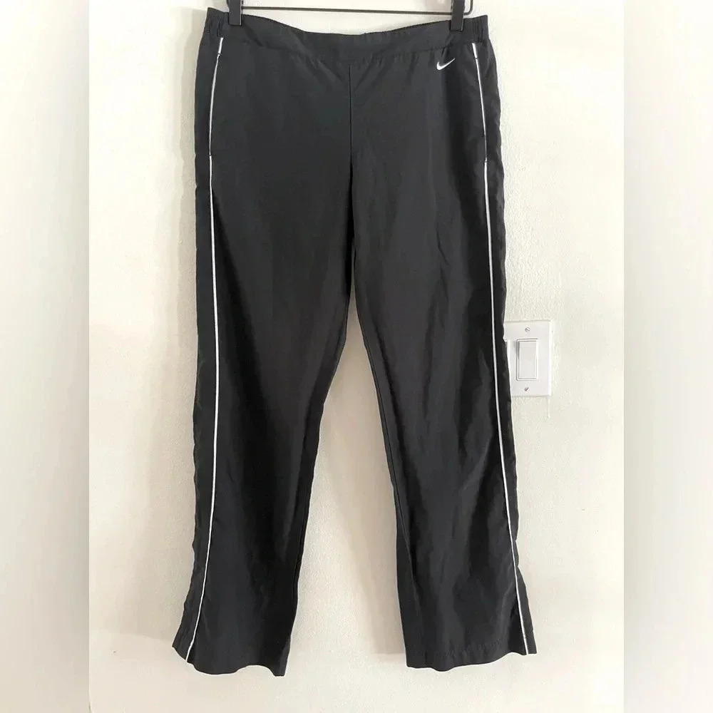 Nike Black Windbreaker Activewear Gym Walking Athleisure Track Pant Womens Med